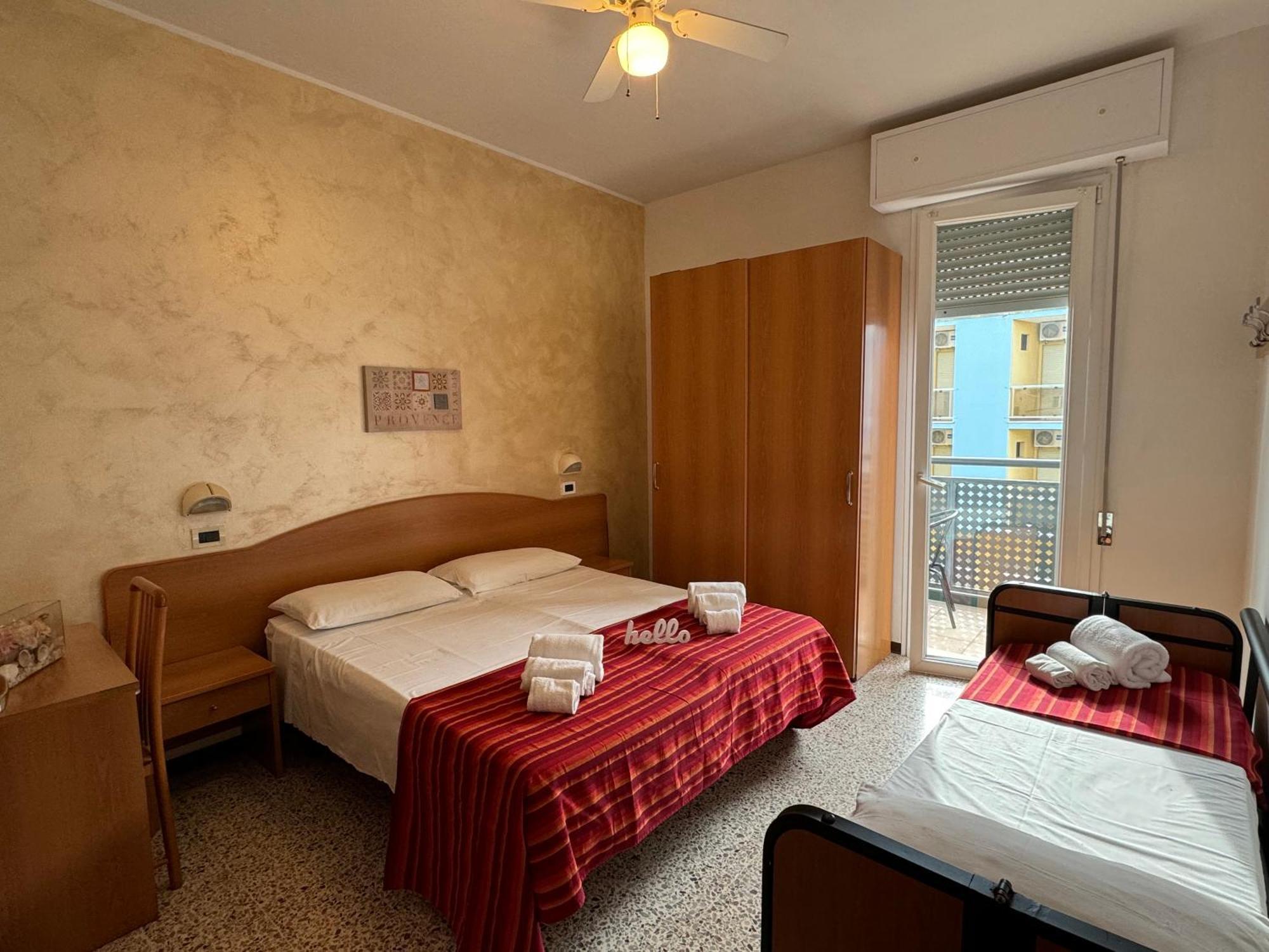 Hotel Caruso Rimini Exterior photo